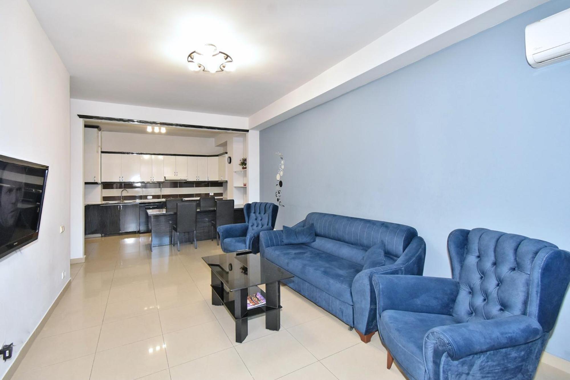 Modern 2 Bedrooms Apartment In The Heart Of Yerevan, Aram Street Extérieur photo